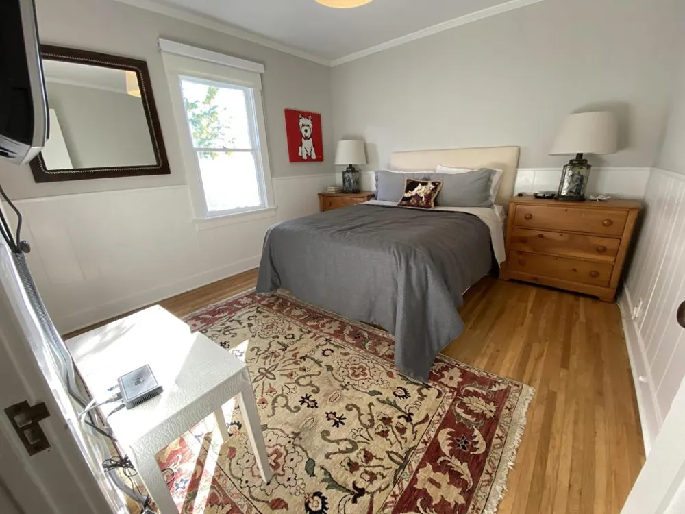 5623 Beck Avenue North Hollywood, CA 91601