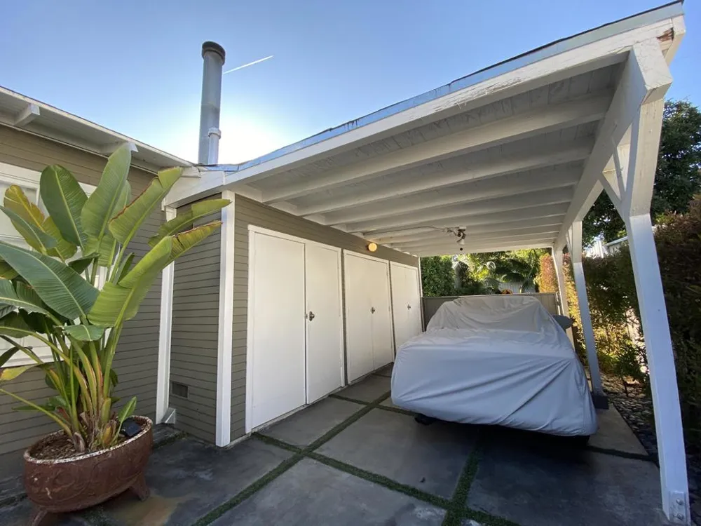 5623 Beck Avenue North Hollywood, CA 91601