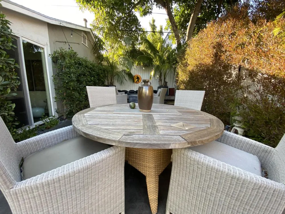 5623 Beck Avenue North Hollywood, CA 91601
