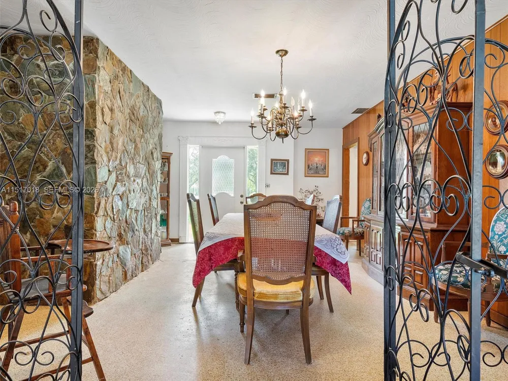 5901 SW 160th Ave Southwest Ranches, FL 33331