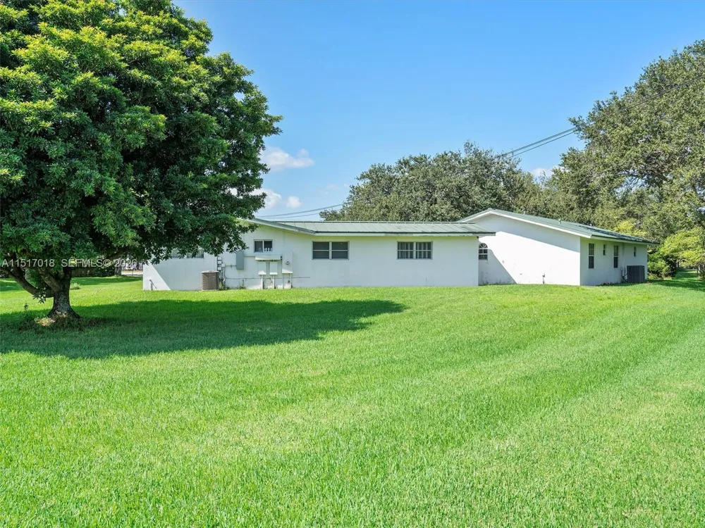 5901 SW 160th Ave Southwest Ranches, FL 33331