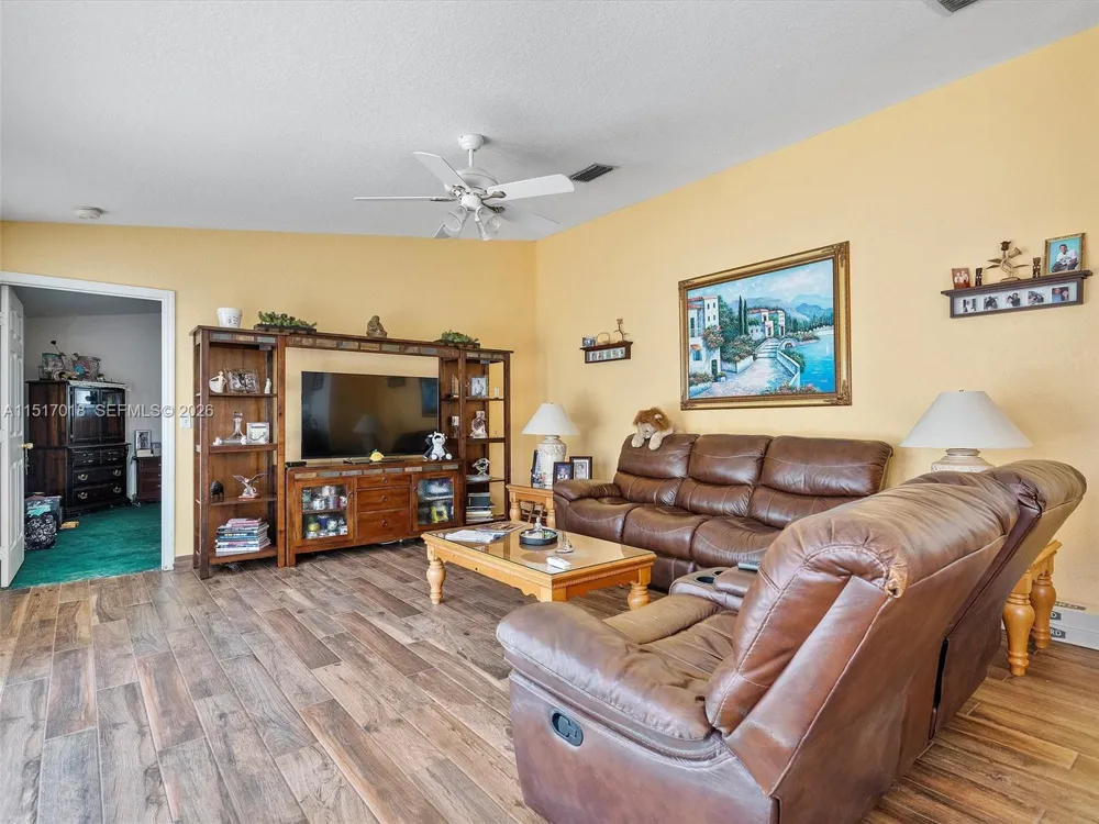 5901 SW 160th Ave Southwest Ranches, FL 33331