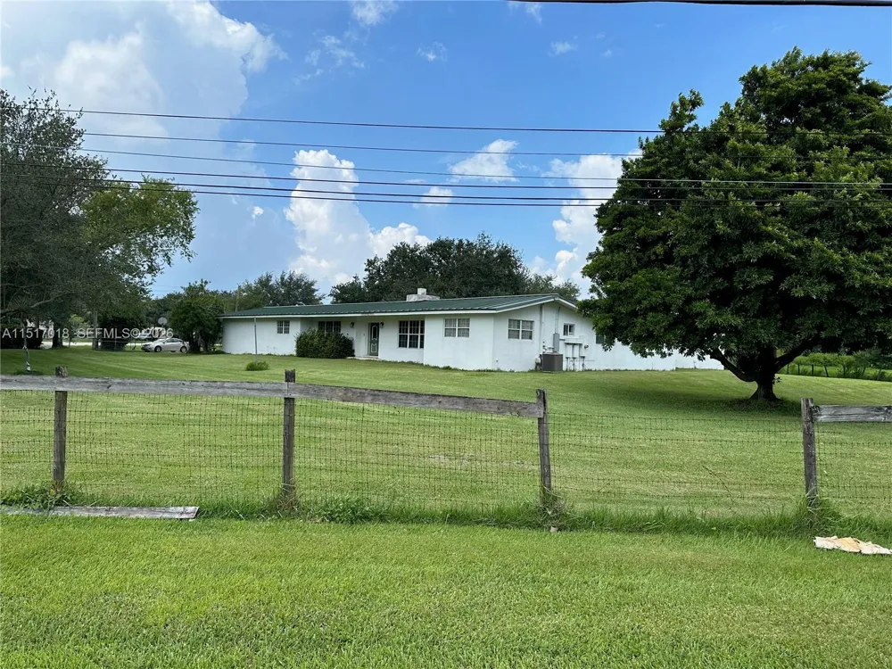 5901 SW 160th Ave Southwest Ranches, FL 33331