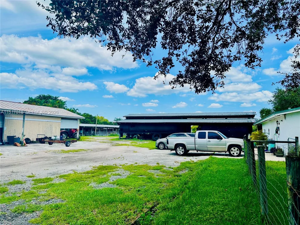5901 SW 160th Ave Southwest Ranches, FL 33331