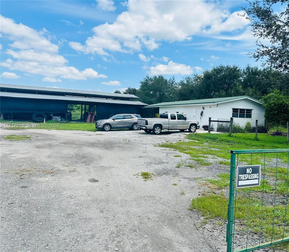 5901 SW 160th Ave Southwest Ranches, FL 33331