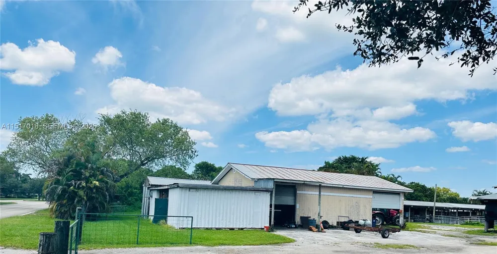5901 SW 160th Ave Southwest Ranches, FL 33331