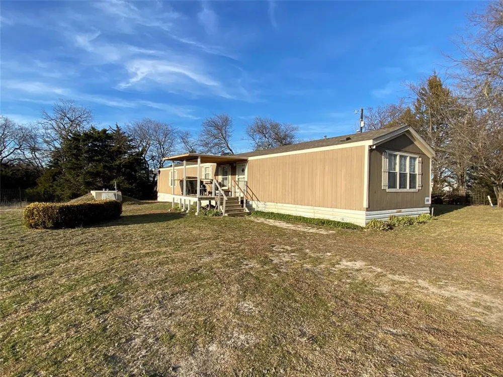 1755 Private Road 5312 McKinney, TX 75071