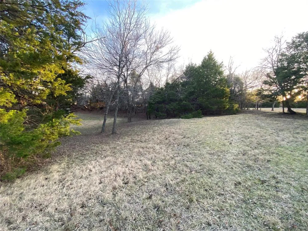 1755 Private Road 5312 McKinney, TX 75071