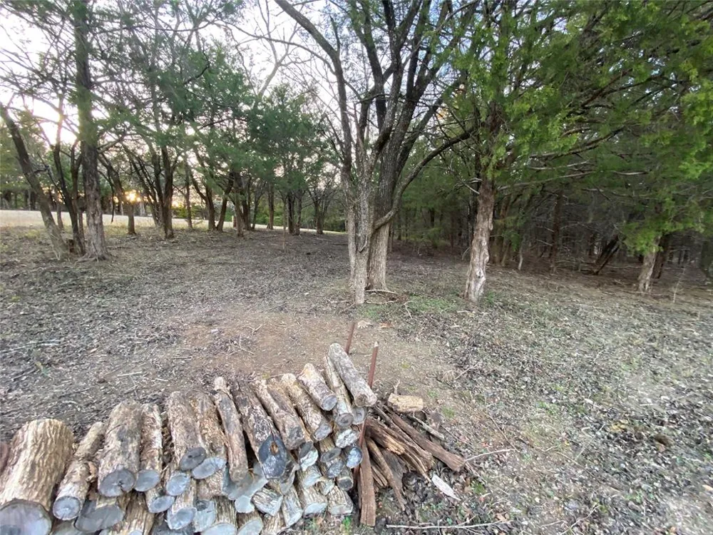 1755 Private Road 5312 McKinney, TX 75071