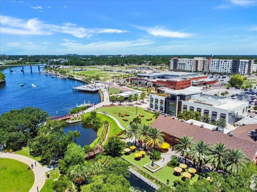 1823 E 5TH AVENUE Tampa, FL 33605
