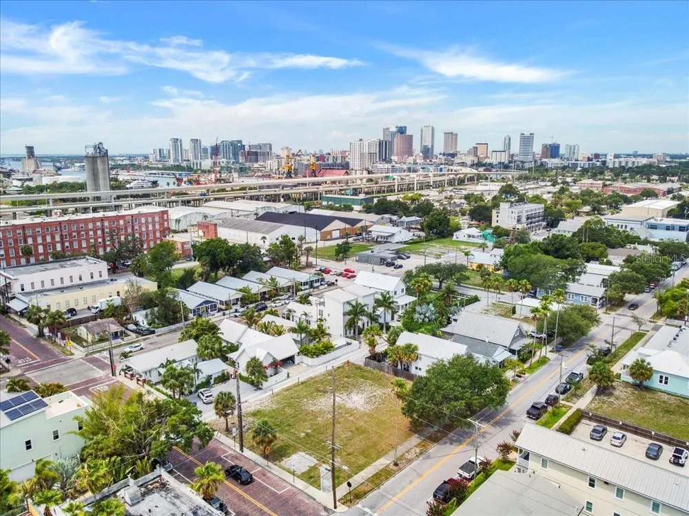 1823 E 5TH AVENUE Tampa, FL 33605