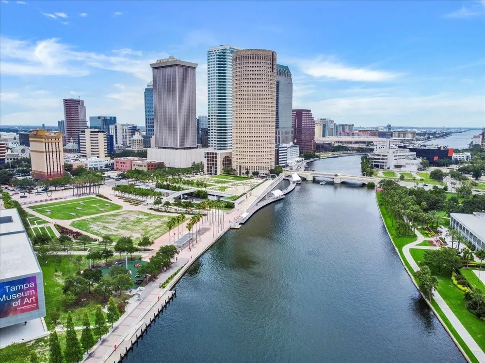 1819 E 5TH AVENUE Tampa, FL 33605