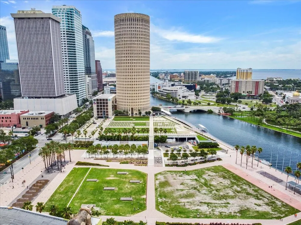 1819 E 5TH AVENUE Tampa, FL 33605