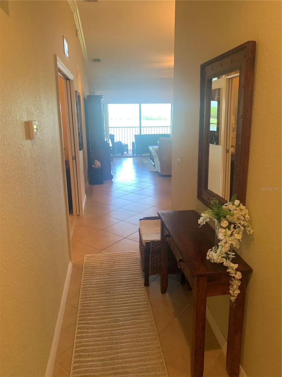 7225 RIVER HAMMOCK DRIVE #202 Bradenton, FL 34212