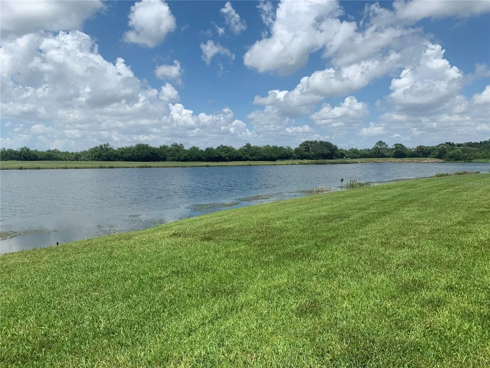7225 RIVER HAMMOCK DRIVE #202 Bradenton, FL 34212