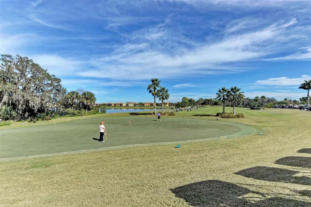 7225 RIVER HAMMOCK DRIVE #202 Bradenton, FL 34212
