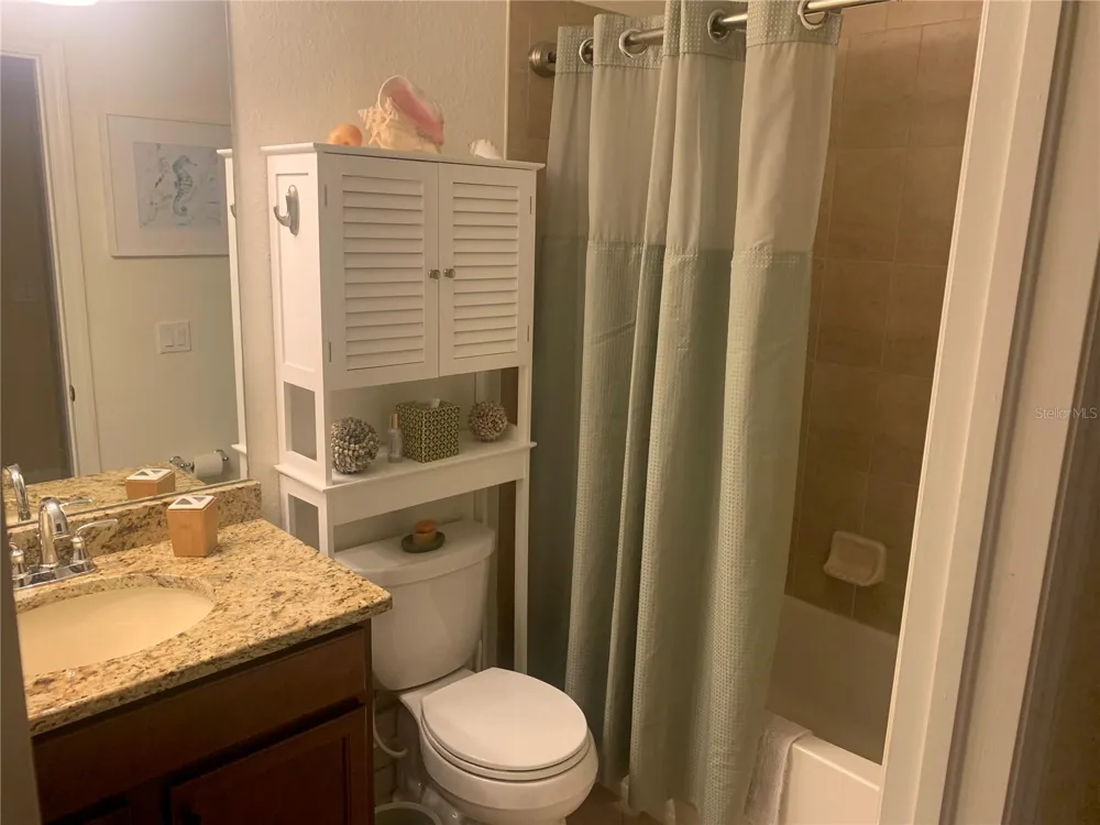7225 RIVER HAMMOCK DRIVE #202 Bradenton, FL 34212
