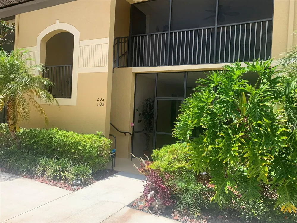 7225 RIVER HAMMOCK DRIVE #202 Bradenton, FL 34212
