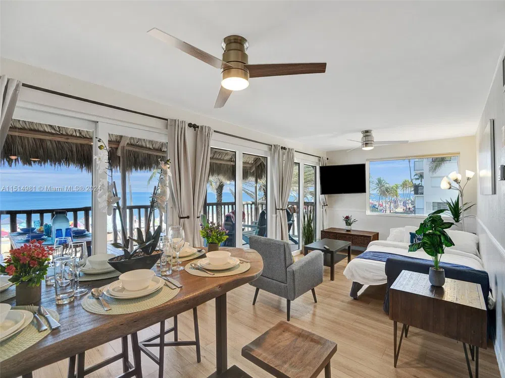 900 Surf Rd #2 Hollywood, FL 33019