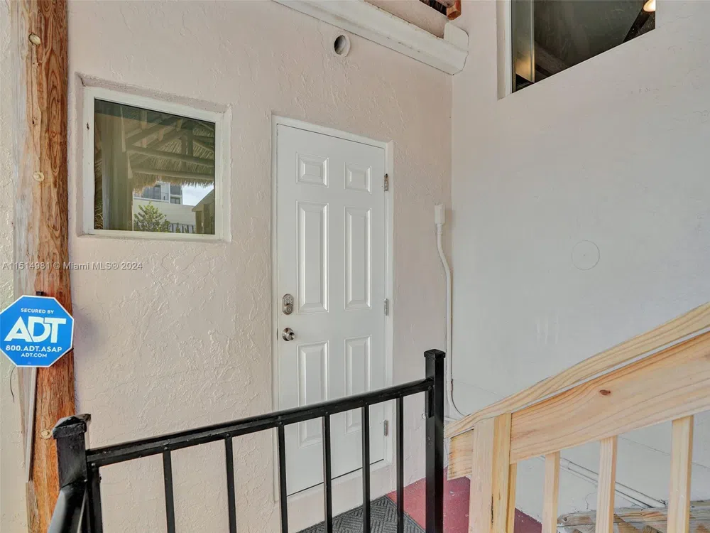 900 Surf Rd #2 Hollywood, FL 33019