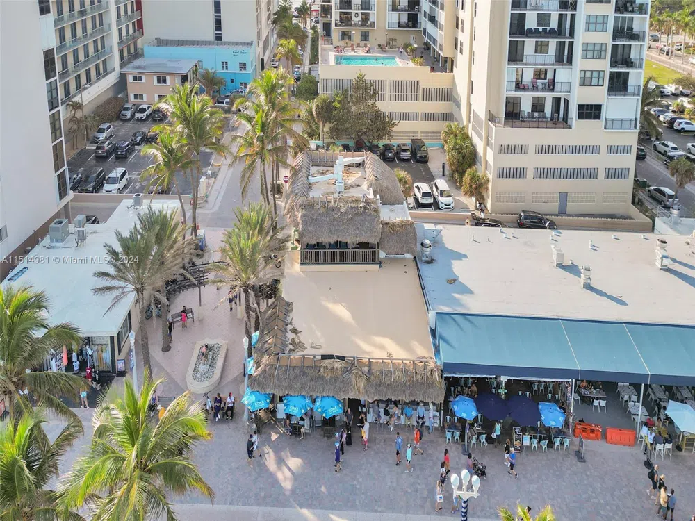 900 Surf Rd #2 Hollywood, FL 33019