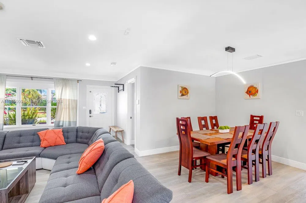5320 NE 16th Ter Fort Lauderdale, FL 33334