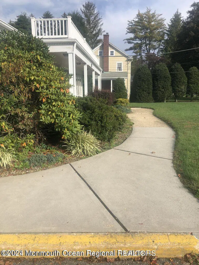 22 S Holmdel Road #3 Holmdel, NJ 07733