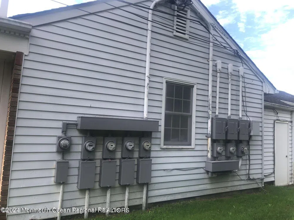 22 S Holmdel Road #3 Holmdel, NJ 07733