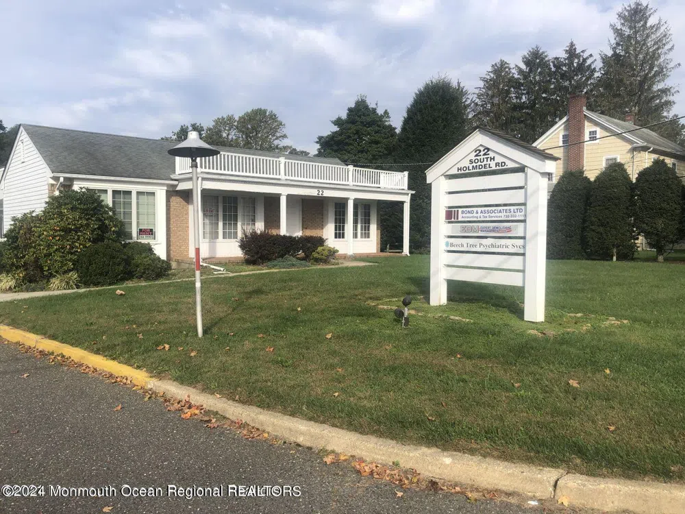 22 S Holmdel Road #3 Holmdel, NJ 07733