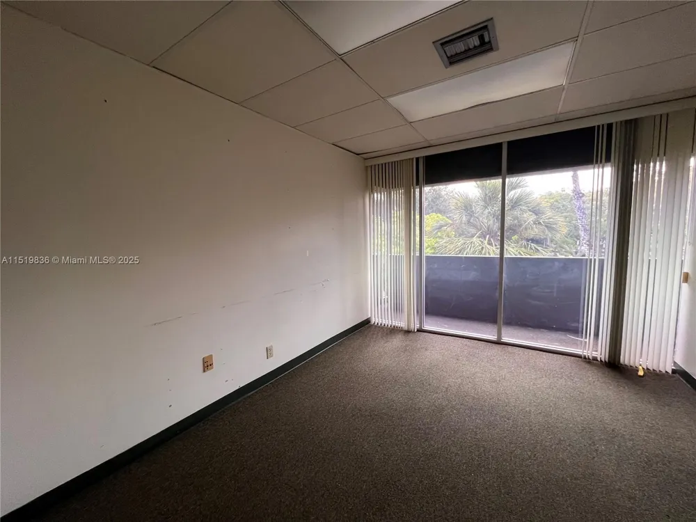 5975 W Sunrise Blvd #208B Sunrise, FL 33313