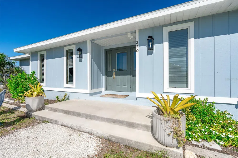 320 ANCHOR ROW Placida, FL 33946