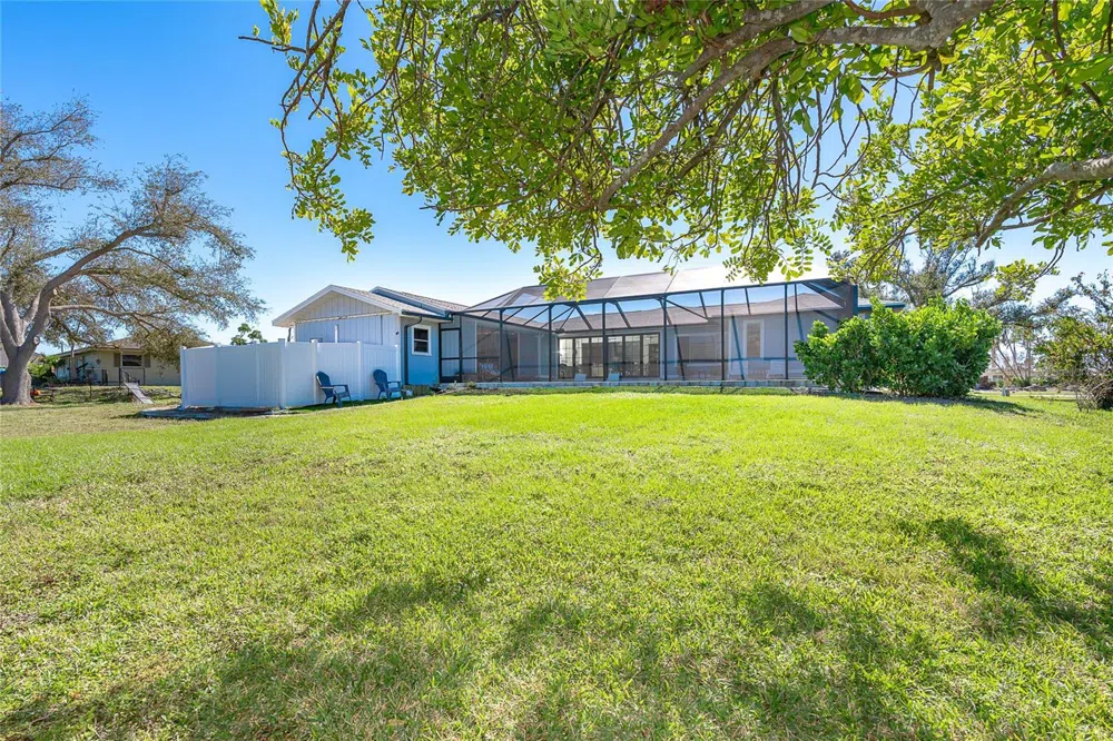 320 ANCHOR ROW Placida, FL 33946
