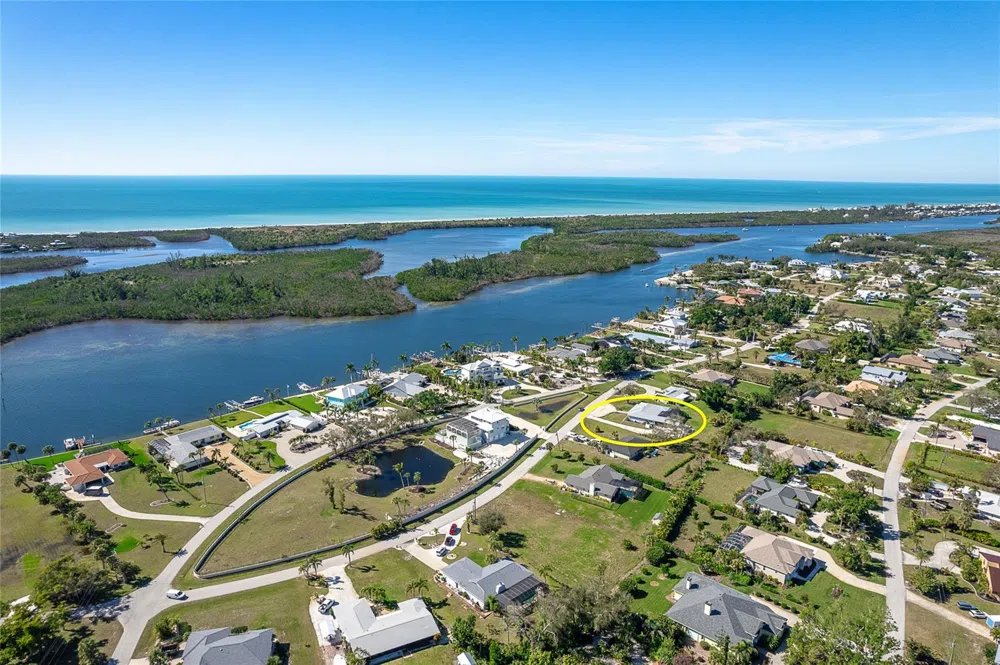 320 ANCHOR ROW Placida, FL 33946
