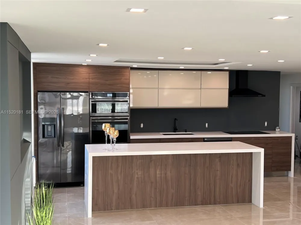Address Not Shown Sunny Isles Beach, FL 33160