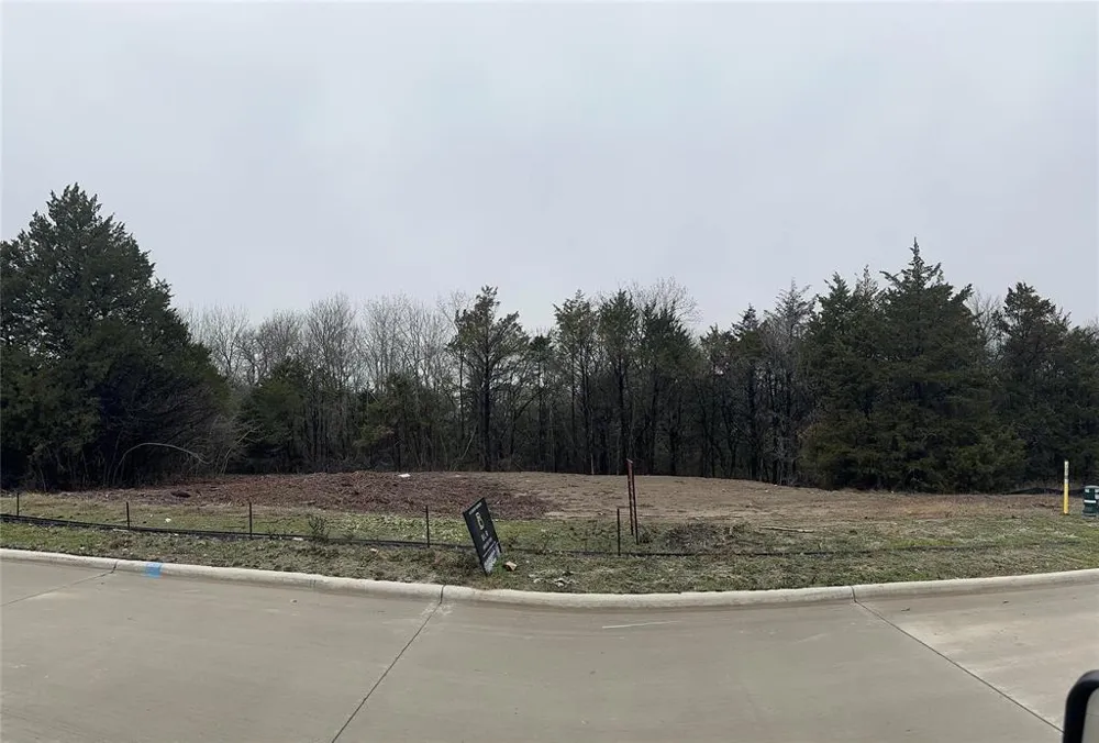 329 Broadmoor Drive Heath, TX 75032