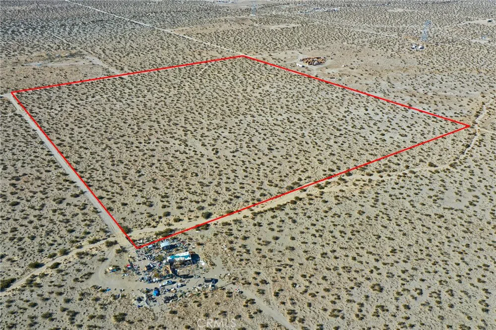 Holly Road Pinon Hills, CA 92371