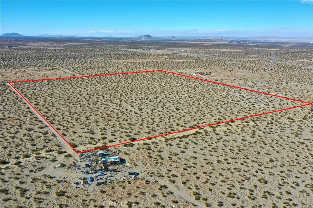 Holly Road Pinon Hills, CA 92371