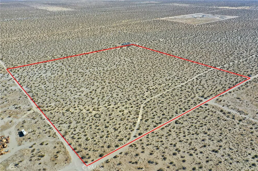 Holly Road Pinon Hills, CA 92371