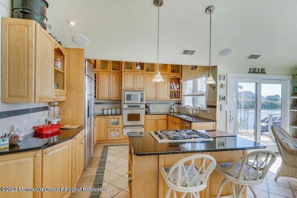 2023 Bay Boulevard Ortley Beach, NJ 08751