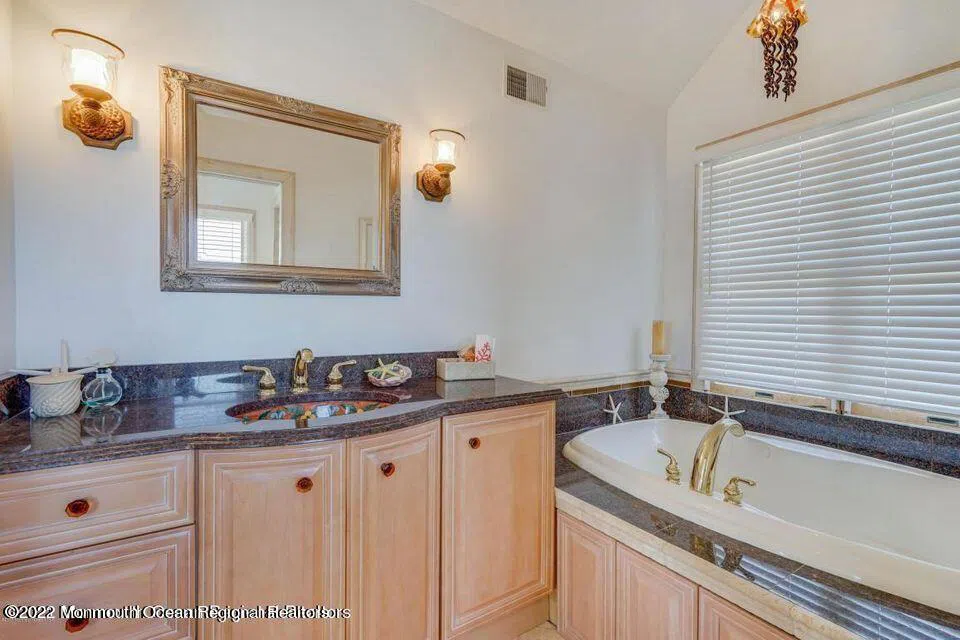 2023 Bay Boulevard Ortley Beach, NJ 08751