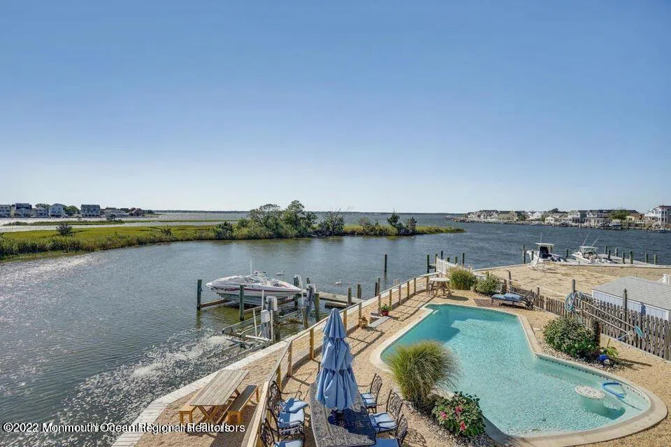 2023 Bay Boulevard Ortley Beach, NJ 08751