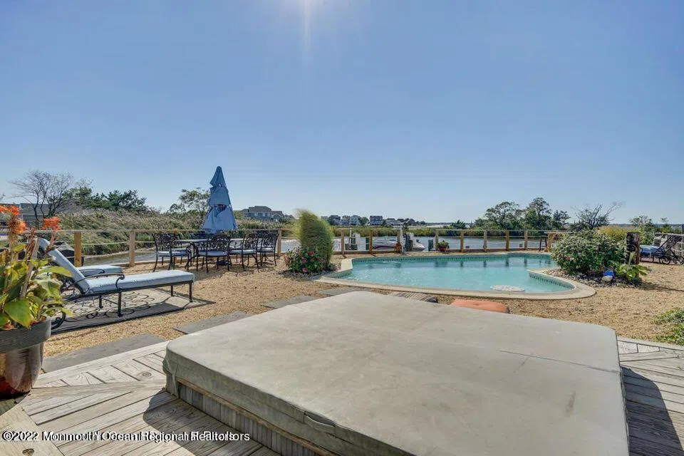 2023 Bay Boulevard Ortley Beach, NJ 08751