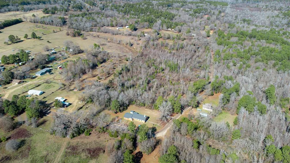 5 CR 3308 Jacksonville, TX 75766