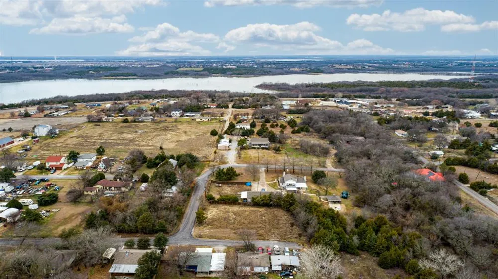 4343 County Road 898 Princeton, TX 75407