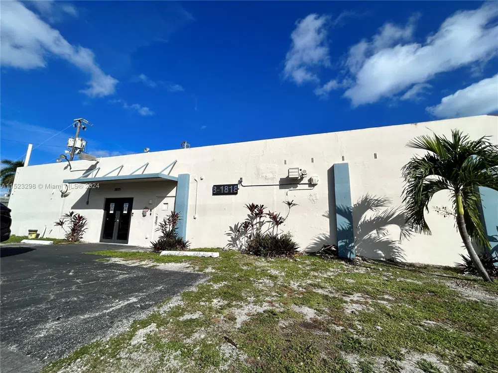 2055 Liberty St Hollywood, FL 33020