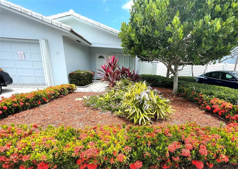 331 Desoto St Hollywood, FL 33019