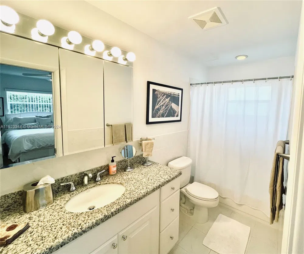 331 Desoto St Hollywood, FL 33019