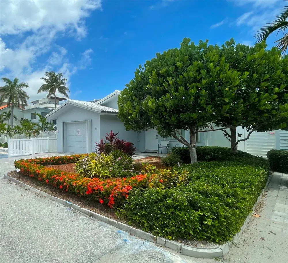 331 Desoto St Hollywood, FL 33019