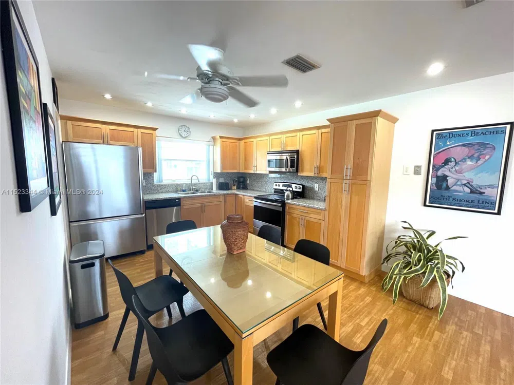 331 Desoto St Hollywood, FL 33019