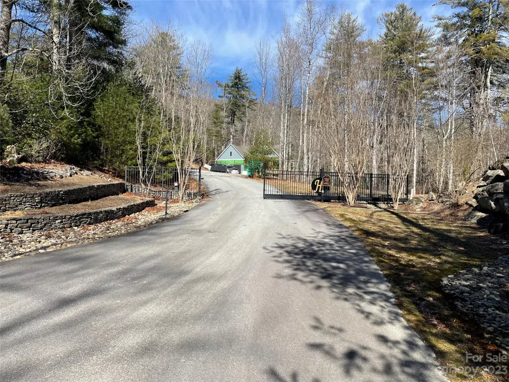 00 Willow Run Lane #15 Zirconia, NC 28790